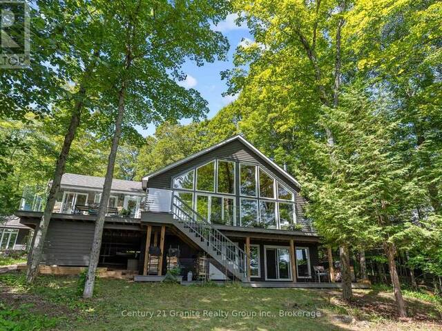 1057 HIDDEN VALLEY LANE Minden Hills Ontario, K0M 2K0 - 3 Bedrooms Waterfront Home For sale