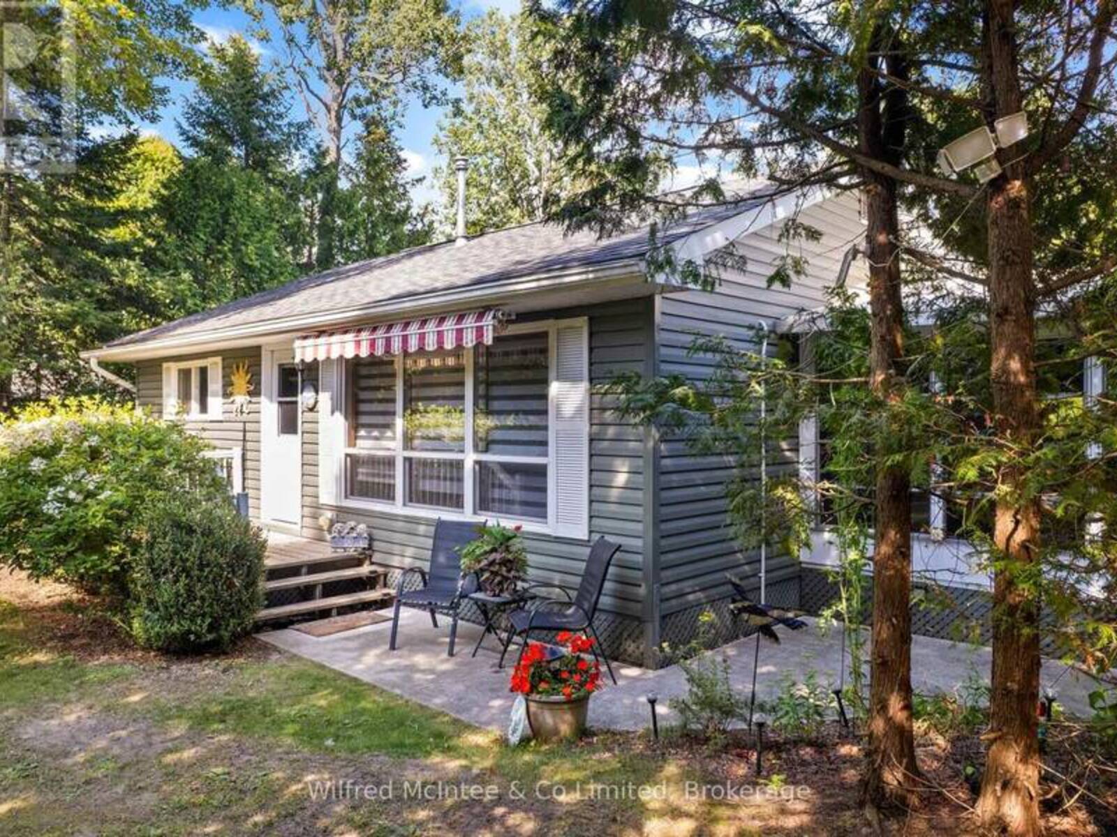 32 MOHAWK DRIVE, Southampton, Ontario N0H 2L0