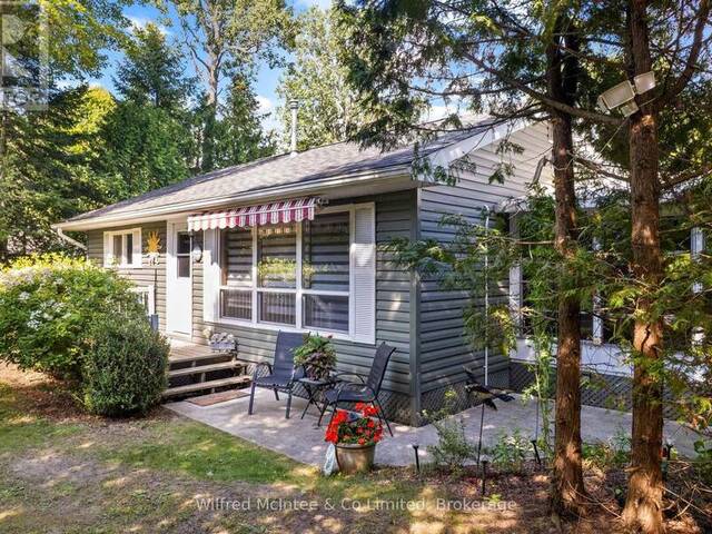 32 MOHAWK DRIVE Southampton Ontario, N0H 2L0 - Property For Sale