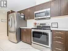 85 DOUGLAS DRIVE | Bracebridge Ontario | Slide Image Twelve
