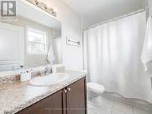 85 DOUGLAS DRIVE | Bracebridge Ontario | Slide Image Nineteen