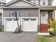 85 DOUGLAS DRIVE | Bracebridge Ontario | Slide Image Two