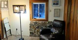 2007 BRUNEL ROAD | Huntsville Ontario | Slide Image Nine
