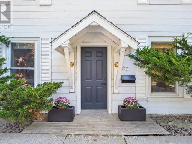 67 GROVE STREET Guelph Ontario, N1E 2W6 - 3 Bedrooms Home For Sale