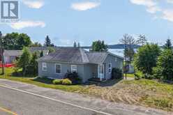 117 MAIN STREET | Sundridge Ontario | Slide Image Three