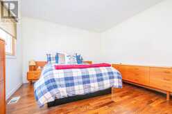 562 AND 568 EAST WASEOSA LAKE ROAD | Huntsville Ontario | Slide Image Nineteen