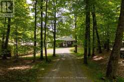 562 AND 568 EAST WASEOSA LAKE ROAD | Huntsville Ontario | Slide Image Six