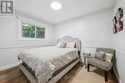 18 ELEANOR COURT | Guelph Ontario | Slide Image Thirteen
