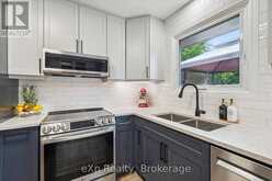 18 ELEANOR COURT | Guelph Ontario | Slide Image Eight