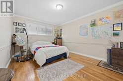 39 KEATS CRESCENT | Guelph Ontario | Slide Image Fifteen