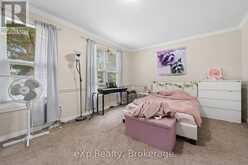 39 KEATS CRESCENT | Guelph Ontario | Slide Image Eighteen
