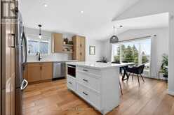 75 HOYT AVENUE | Tay Ontario | Slide Image Three