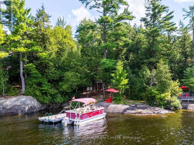 1061 HURLING POINT ROAD Bala Ontario, P0C 1A0 - 2 Bedrooms Waterfront Home For sale