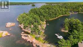 87 ISLAND ISLAND | Pointe au Baril Ontario | Slide Image Forty-six