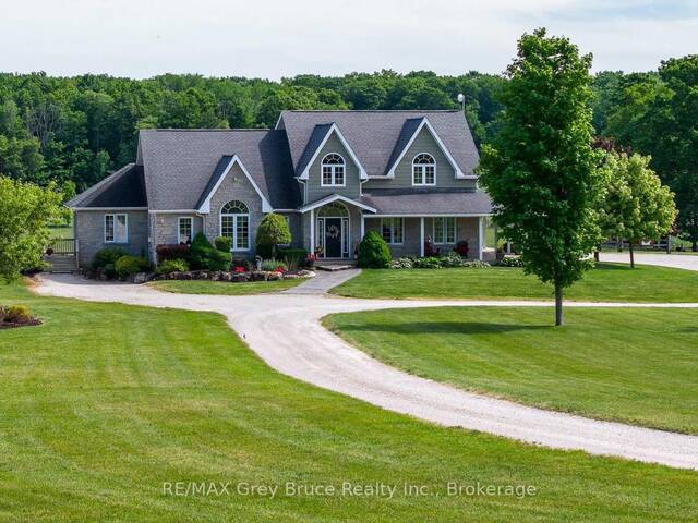 122152 SIDEROAD 12 Owen Sound Ontario, N4K 5N5 - 6 Bedrooms Home For Sale