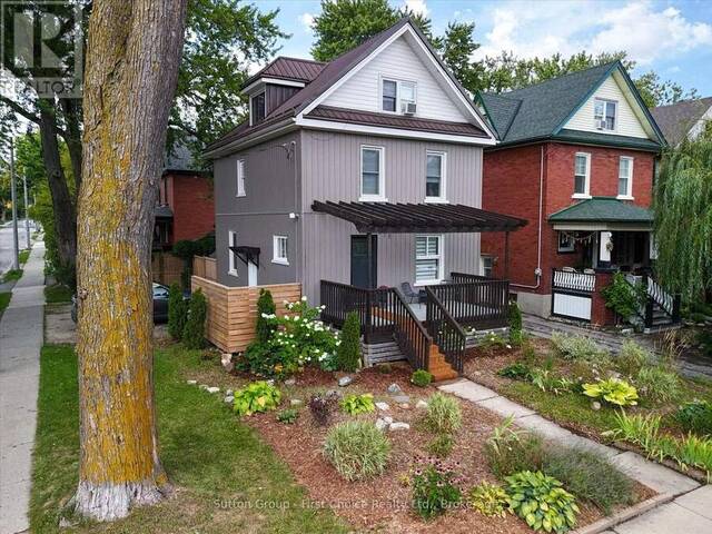 222 BRUNSWICK STREET Stratford Ontario, N5A 3M4 - 4 Bedrooms Home For Sale