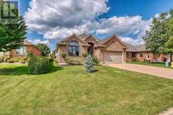 635 RIVERVIEW DRIVE | Listowel Ontario | Slide Image Two