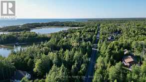 8 DEVILS GLEN | South Bruce Peninsula Ontario | Slide Image Twenty-one
