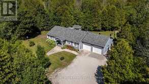 358 HURON ROAD | Georgian Bluffs Ontario | Slide Image Three