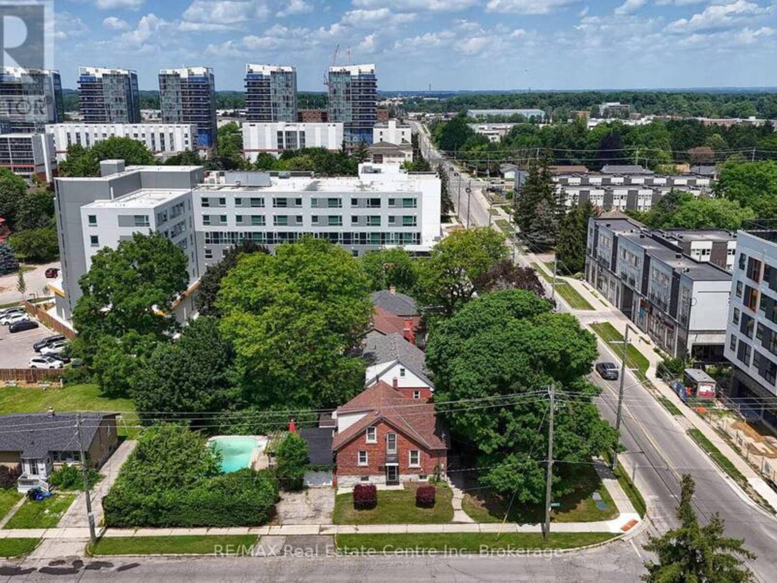 285 ALBERT STREET W, Waterloo, Ontario N2L 3T9