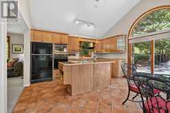 40 ENTRANCE DRIVE | Bracebridge Ontario | Slide Image Seventeen