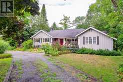 590 HOTCHKISS STREET | Gravenhurst Ontario | Slide Image Two