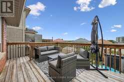 17 DAVISON DR | Guelph Ontario | Slide Image Thirty-two