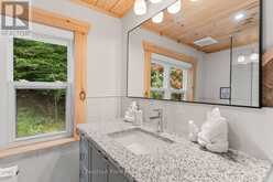 2517 NORTH SHORE ROAD | Haliburton Ontario | Slide Image Twenty