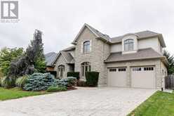 766 EAGLETRACE DRIVE | London Ontario | Slide Image Two