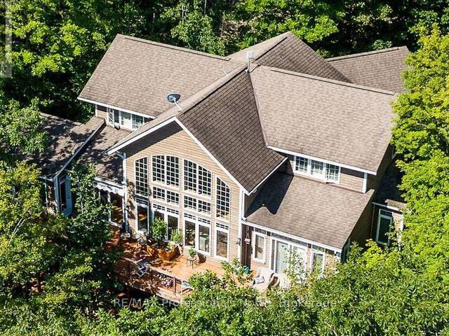 1041 KINGFISHER LANE Minden Hills Ontario, K0M 2K0 - 4 Bedrooms Waterfront Home For sale