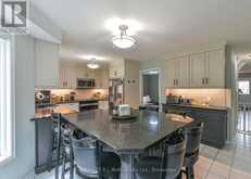16 FRONTIER AVENUE | Orillia Ontario | Slide Image Thirteen