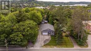 57 WEST ROAD W | Huntsville Ontario | Slide Image Three