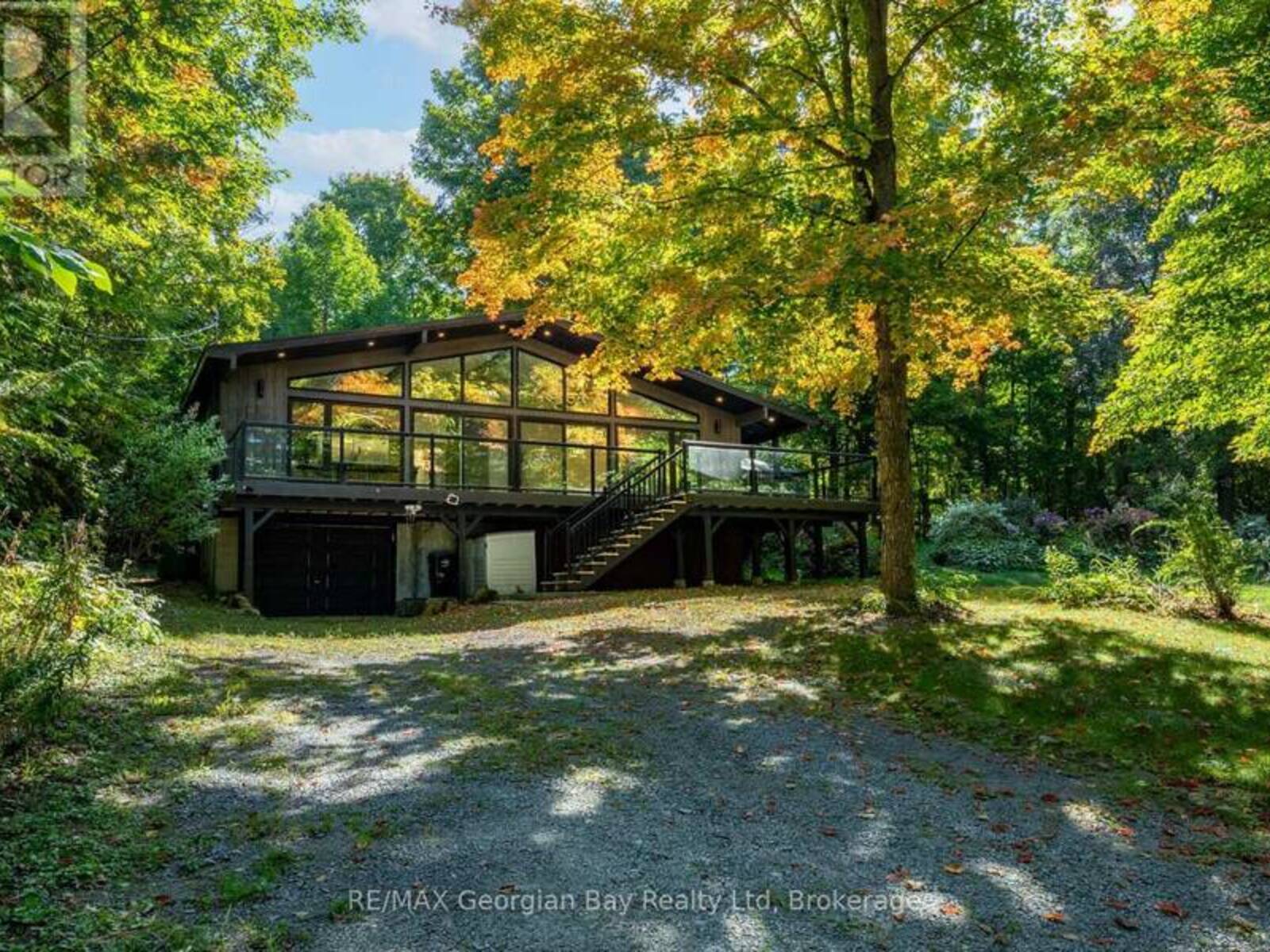 1745 TWIN OAKS CRESCENT, Coldwater, Ontario L0K 1E0