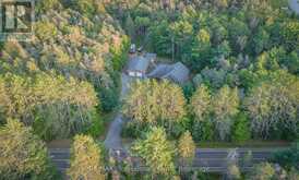 419 SOUTH MARY LAKE ROAD | Huntsville Ontario | Slide Image Thirty-one