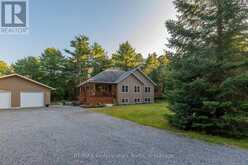 419 SOUTH MARY LAKE ROAD | Huntsville Ontario | Slide Image Nine