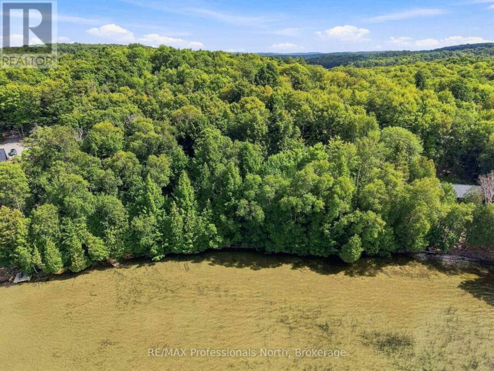 1122 SOUTH BERNARD LAKE ROAD, Sundridge, Ontario P0A 1Z0