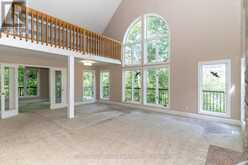 577 CANAL ROAD | Huntsville Ontario | Slide Image Ten