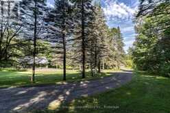 577 CANAL ROAD | Huntsville Ontario | Slide Image Six