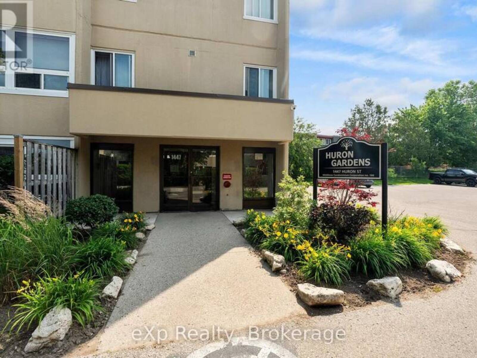 220 - 1447 HURON STREET, London, Ontario N5V 2E6