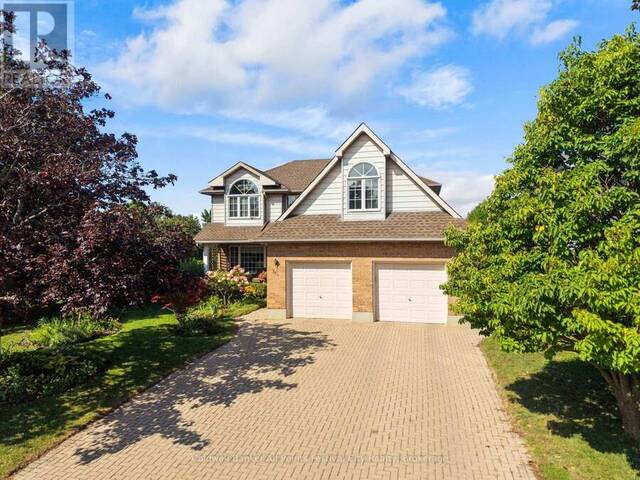 390 ELDON STREET S Goderich Ontario, N7A 4K8 - 3 Bedrooms Home For Sale