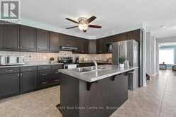 128 INGRAM DRIVE | Guelph Ontario | Slide Image Seventeen