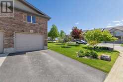 128 INGRAM DRIVE | Guelph Ontario | Slide Image Nine