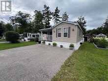 8 KENORA TRAIL | Wasaga Beach Ontario | Slide Image Three