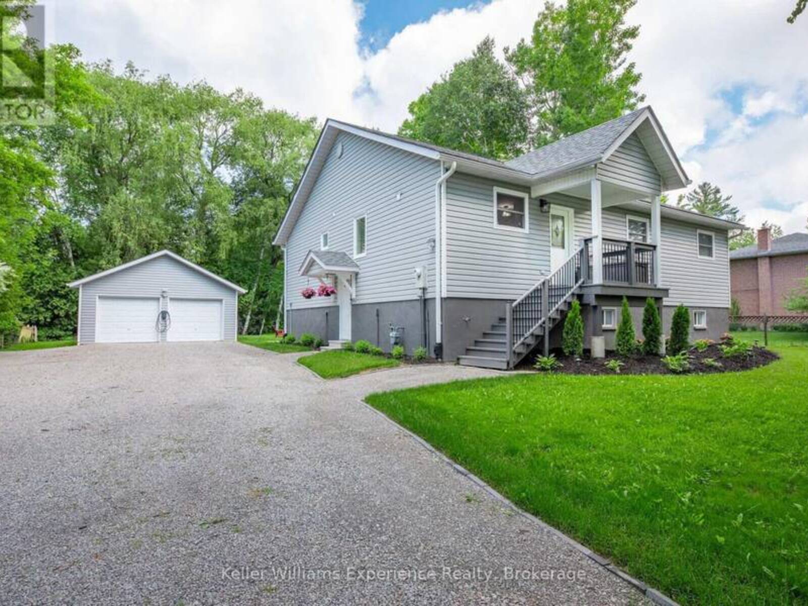 66 ALBION LANE, Penetanguishene, Ontario L9M 1R3