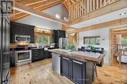 1042 AMANDA LANE | Gravenhurst Ontario | Slide Image Thirteen