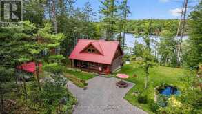 1042 AMANDA LANE | Gravenhurst Ontario | Slide Image Eight