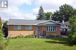 72 3RD STREET | Hanover Ontario | Slide Image Two