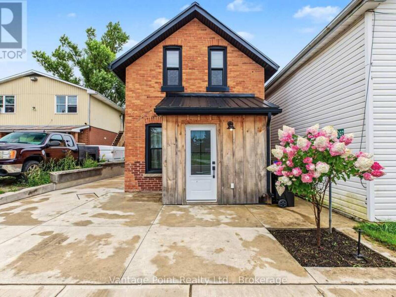 794097 124 GREY ROAD, Grey Highlands, Ontario N0C 1M0