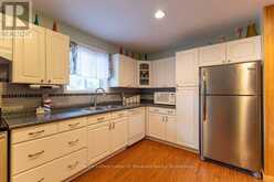 215 SANDWOOD DRIVE | Magnetawan Ontario | Slide Image Four