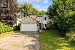 20 EDISON CRESCENT | Stratford Ontario | Slide Image Two